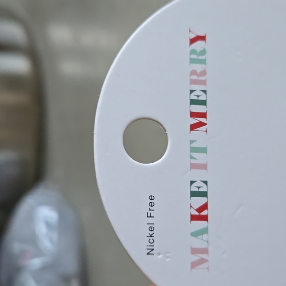 3 PAIRS of MAKE IT MERRY CHRISTMAS EARRINGS - Picture 5 of 10